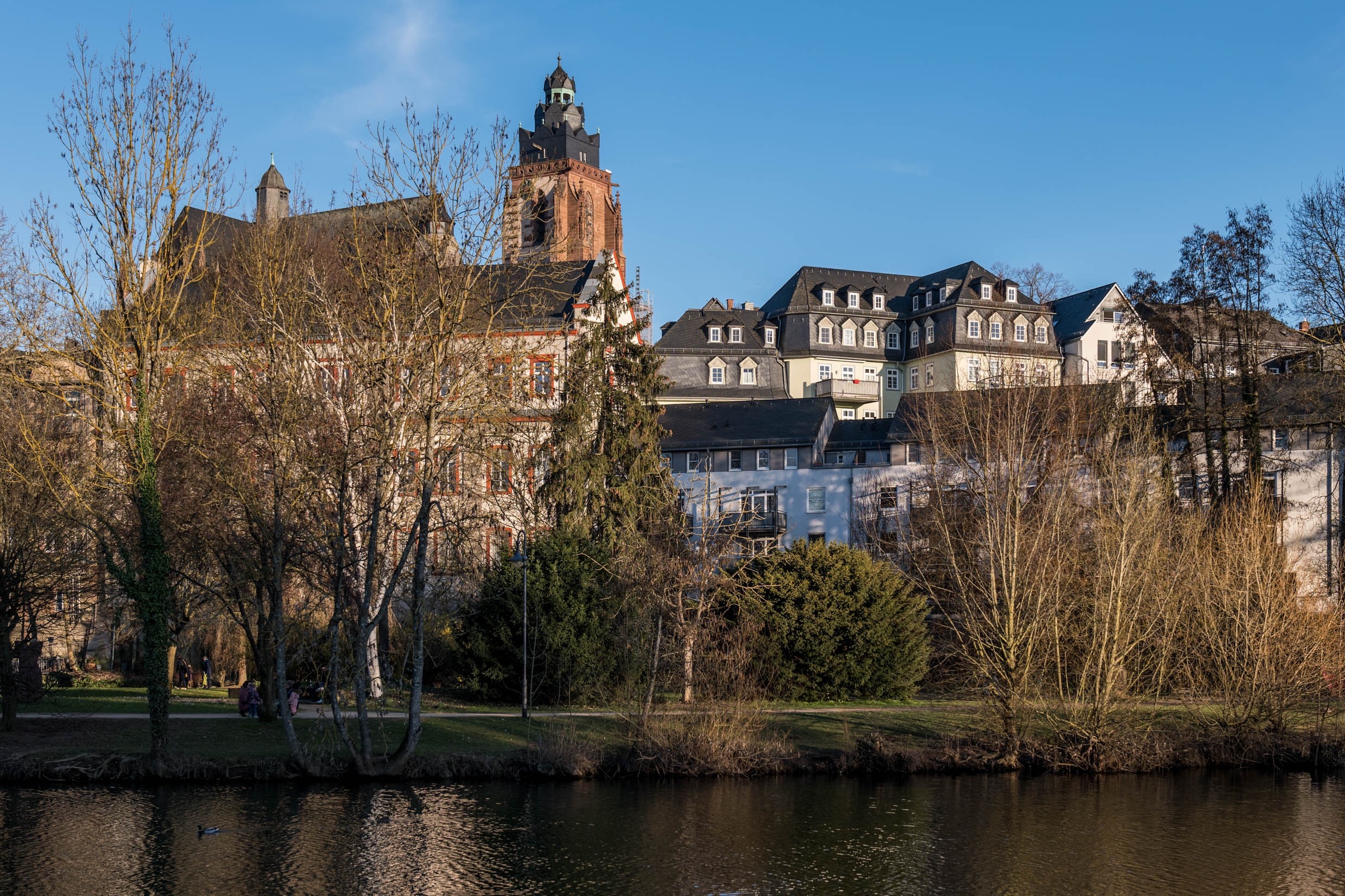 Der Wetzlarer Dom aus verschiedenen Perspektiven - Architektur - Leica ...